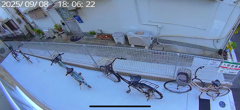 自転車置き場をネットワークカメラのスマホアプリで遠隔監視